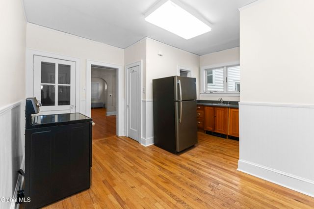 78 S Pine Avenue, Albany, NY 12208