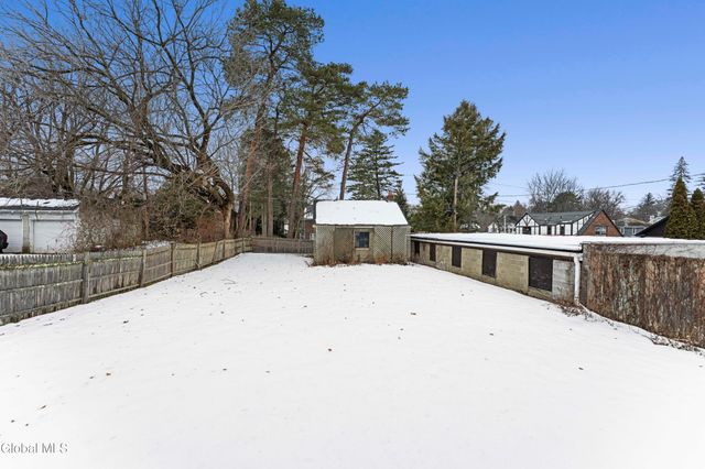 78 S Pine Avenue, Albany, NY 12208