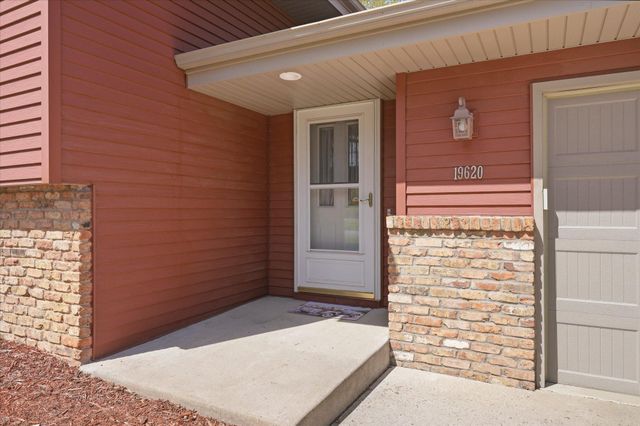 19620 Jackie Lane, Corcoran, MN 55374