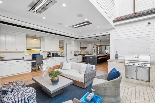 302 Orchid Avenue, Corona Del Mar, CA 92625