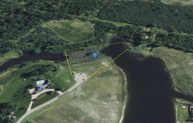 695 Little Lake Road, Ortonville, MI 48462