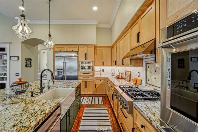 3931 Ashwood Circle, Corona, CA 92881