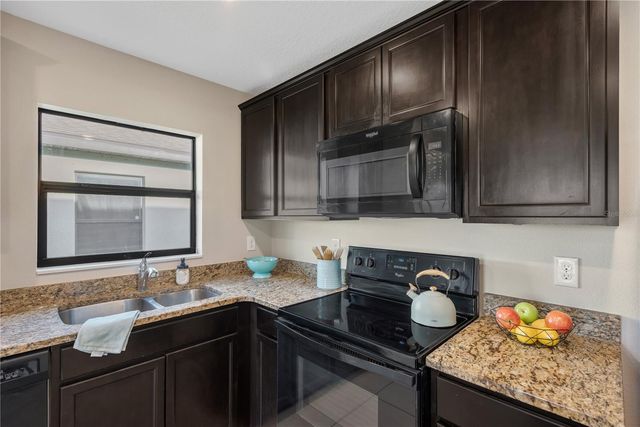 808 CHATHAM WALK DRIVE, Ruskin, FL 33570