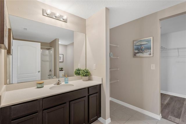 808 CHATHAM WALK DRIVE, Ruskin, FL 33570