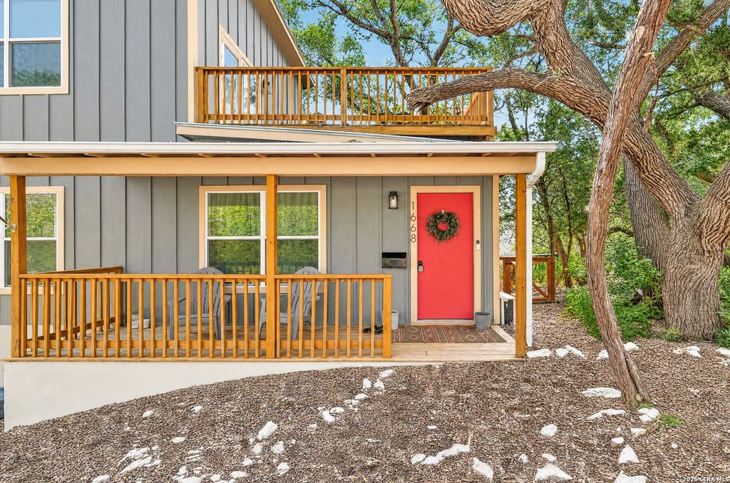 1668 Canyon Edge, Canyon Lake, TX 78133