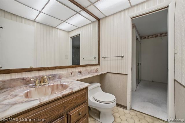 35804 Fernwood Street, Westland, MI 48186