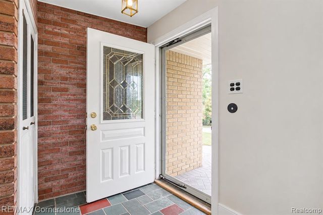 35804 Fernwood Street, Westland, MI 48186
