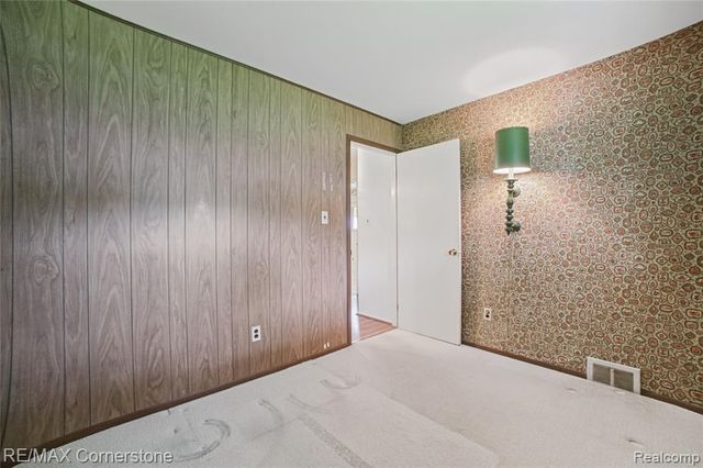 35804 Fernwood Street, Westland, MI 48186