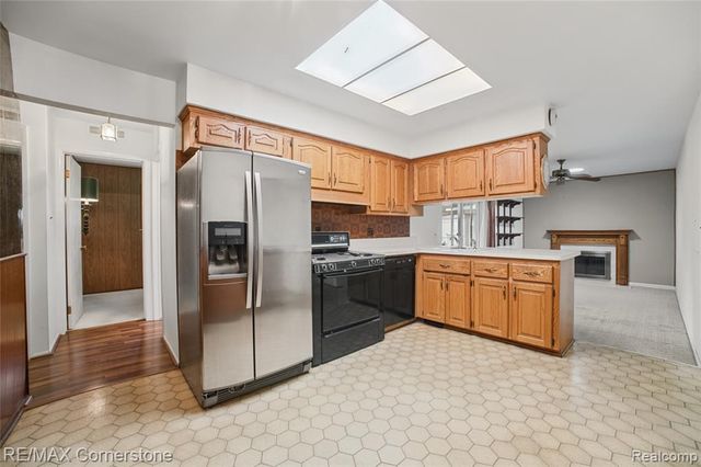 35804 Fernwood Street, Westland, MI 48186