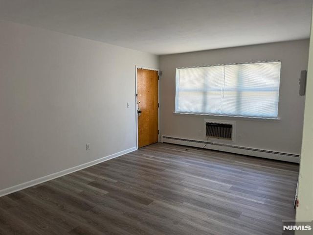 44 Burgh Avenue 3, Clifton, NJ 07011