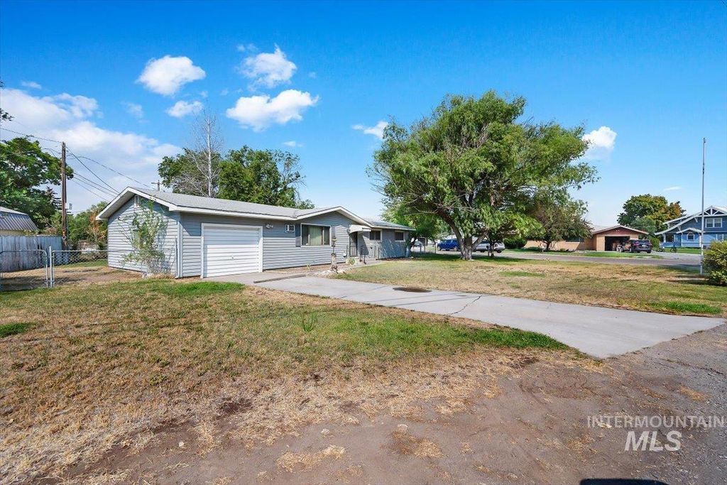 1623 H Street, Rupert, ID 83350 photo 3