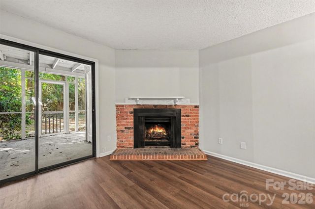 8005 Horse Chestnut Lane, Charlotte, NC 28277