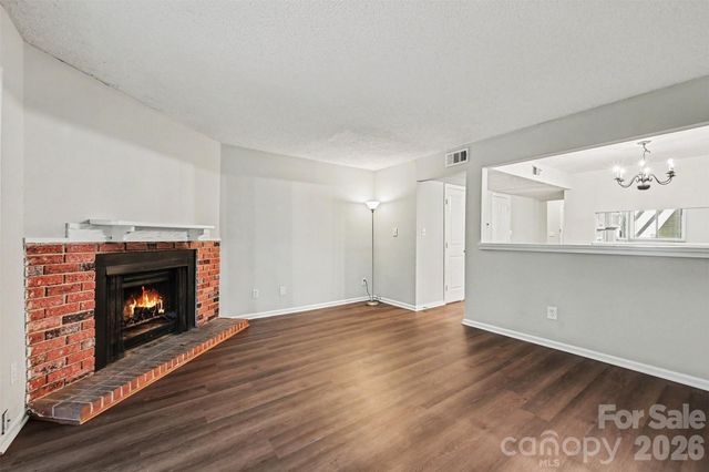 8005 Horse Chestnut Lane, Charlotte, NC 28277