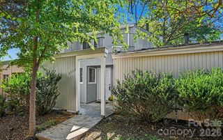 8005 Horse Chestnut Lane, Charlotte, NC 28277