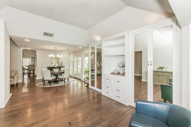 598 E Serena Avenue, Fresno, CA 93720