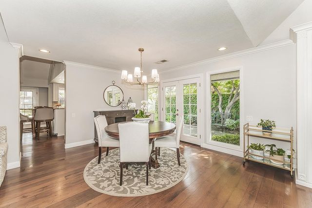 598 E Serena Avenue, Fresno, CA 93720