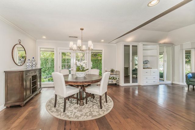 598 E Serena Avenue, Fresno, CA 93720