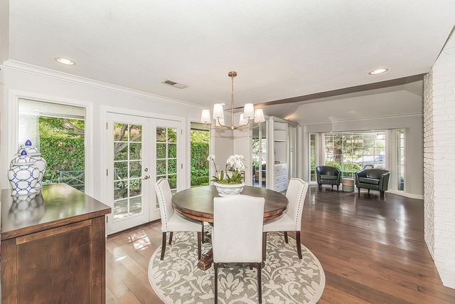 598 E Serena Avenue, Fresno, CA 93720