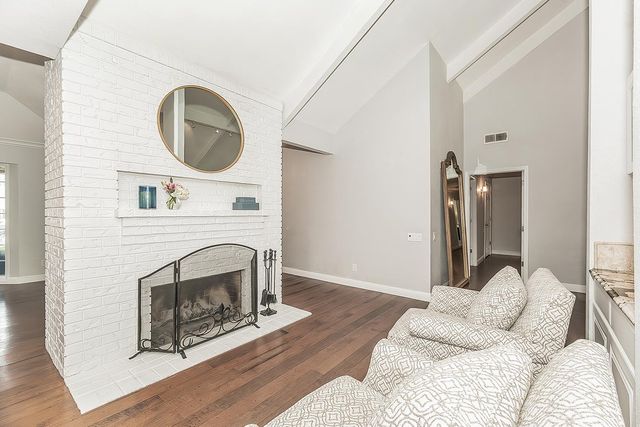 598 E Serena Avenue, Fresno, CA 93720