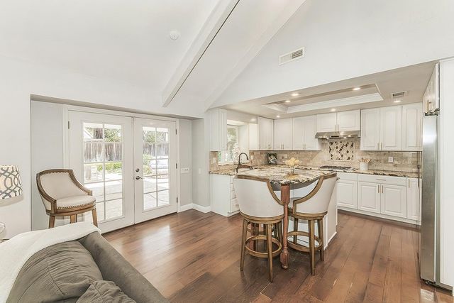 598 E Serena Avenue, Fresno, CA 93720