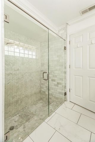 598 E Serena Avenue, Fresno, CA 93720