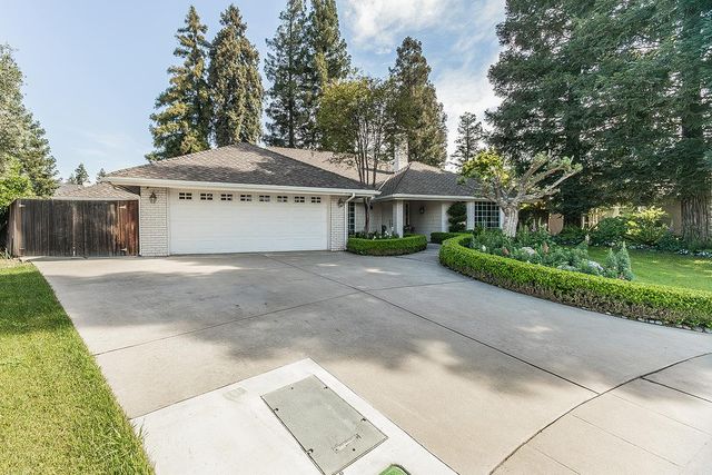 598 E Serena Avenue, Fresno, CA 93720