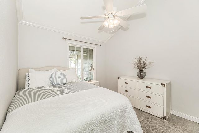 598 E Serena Avenue, Fresno, CA 93720