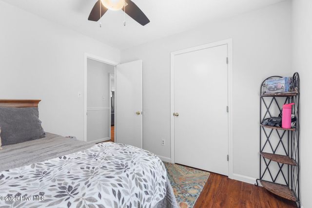 2032 W Windgate Court, Jacksonville, NC 28546