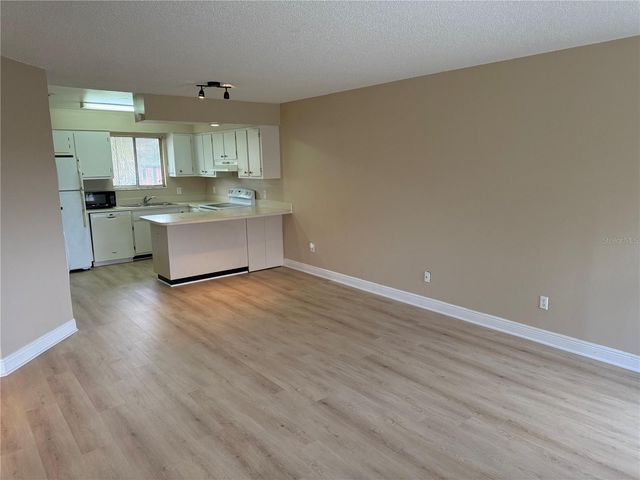 7340 SWALLOW RUN 7340, Winter Park, FL 32792
