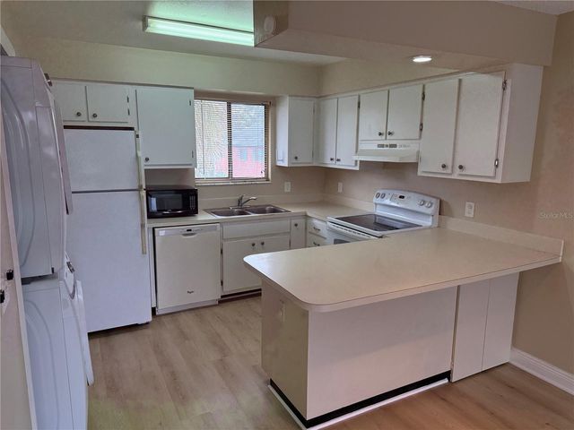 7340 SWALLOW RUN 7340, Winter Park, FL 32792