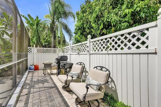 470 NE Cornwall, Port St. Lucie, Port St Lucie, FL 34983