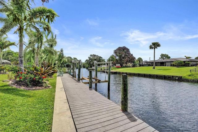 470 NE Cornwall, Port St. Lucie, Port St Lucie, FL 34983