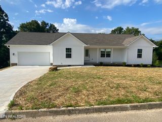 136 Dudley Lane Lane, Tazewell, TN 37879
