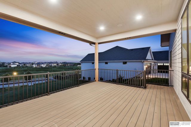 11553 S 123rd Avenue, Papillion, NE 68046