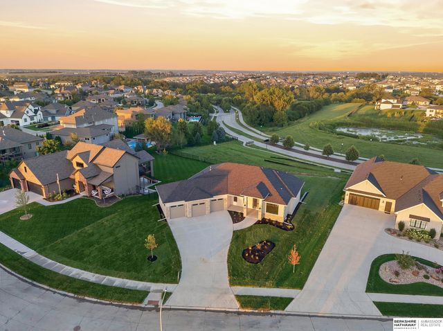 11553 S 123rd Avenue, Papillion, NE 68046