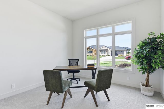 11553 S 123rd Avenue, Papillion, NE 68046