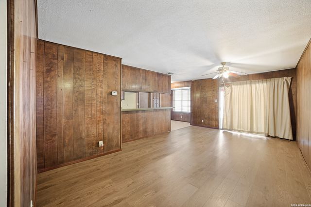 911 Clearview, San Antonio, TX 78228