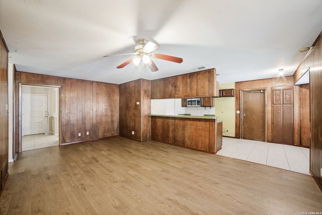 911 Clearview, San Antonio, TX 78228