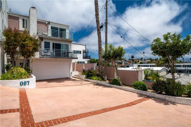 867 Aubrey Court 1, Hermosa Beach, CA 90254