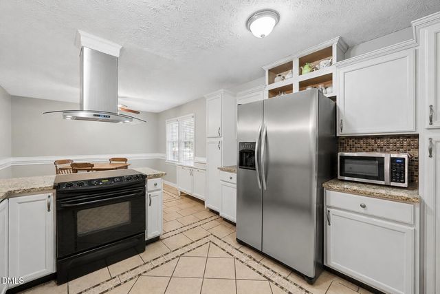 3216 Mesquite Drive, Fayetteville, NC 28306