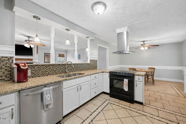 3216 Mesquite Drive, Fayetteville, NC 28306
