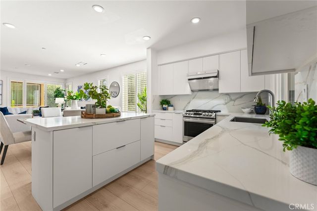 422 W Route 66 66, Glendora, CA 91740