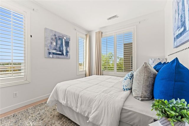 422 W Route 66 66, Glendora, CA 91740