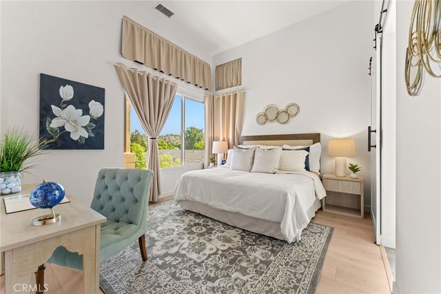 422 W Route 66 66, Glendora, CA 91740