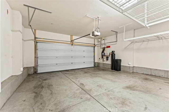 422 W Route 66 66, Glendora, CA 91740