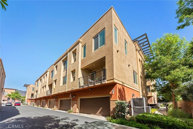 422 W Route 66 66, Glendora, CA 91740
