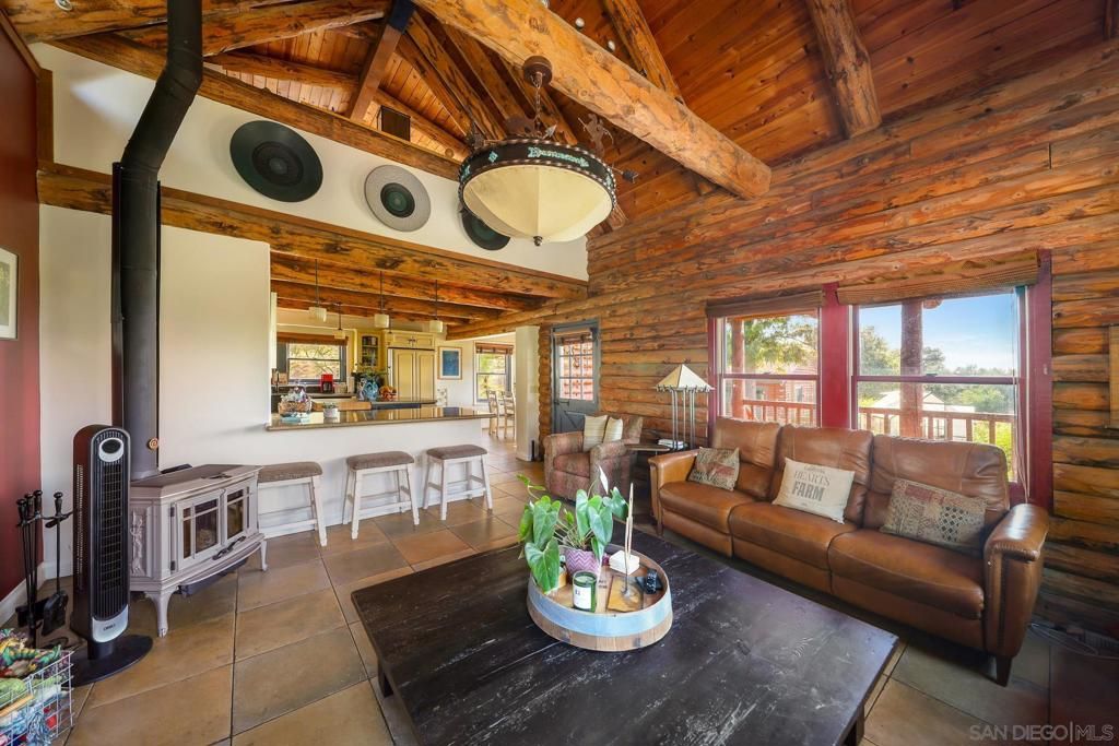 Image 12 of property listing at 12052 Sky View Dr, Valley Center, CA 92082