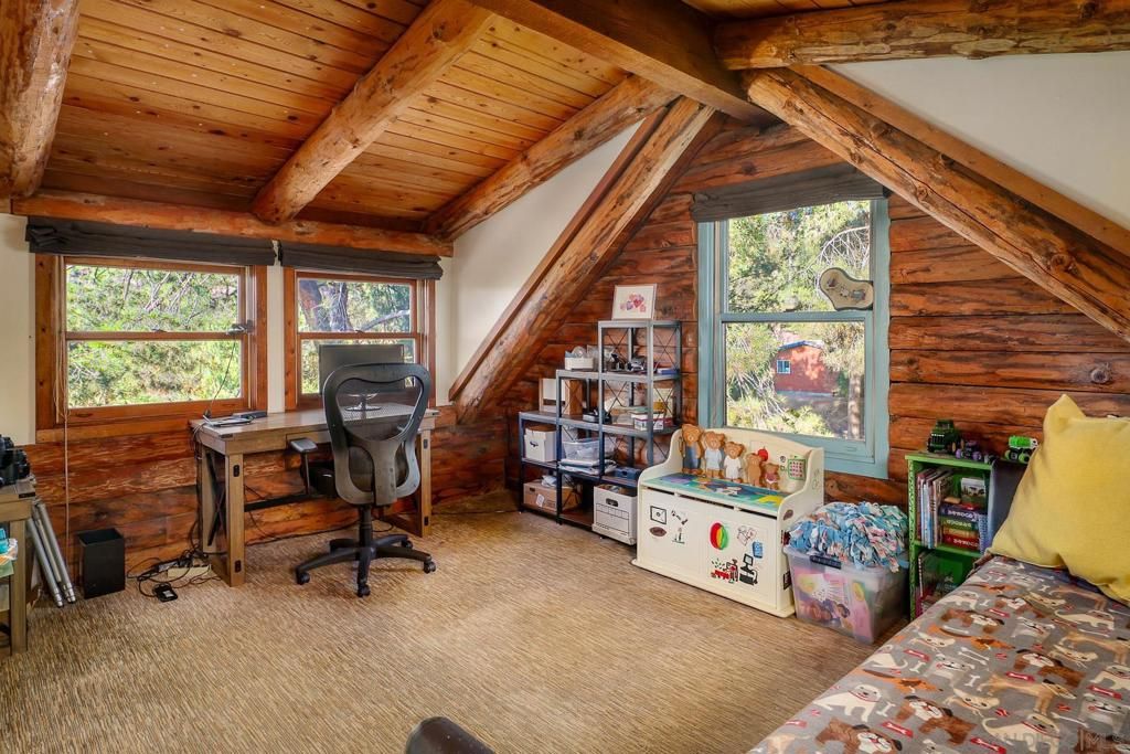 Image 16 of property listing at 12052 Sky View Dr, Valley Center, CA 92082