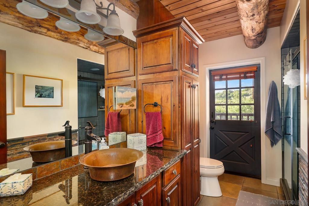 Image 18 of property listing at 12052 Sky View Dr, Valley Center, CA 92082