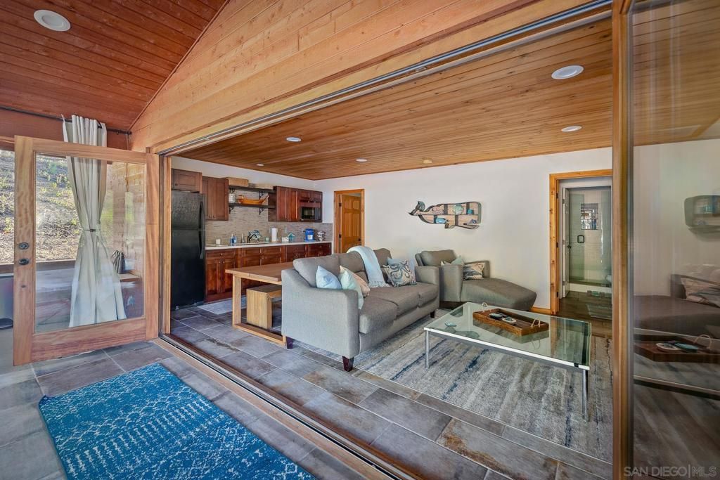 Image 22 of property listing at 12052 Sky View Dr, Valley Center, CA 92082
